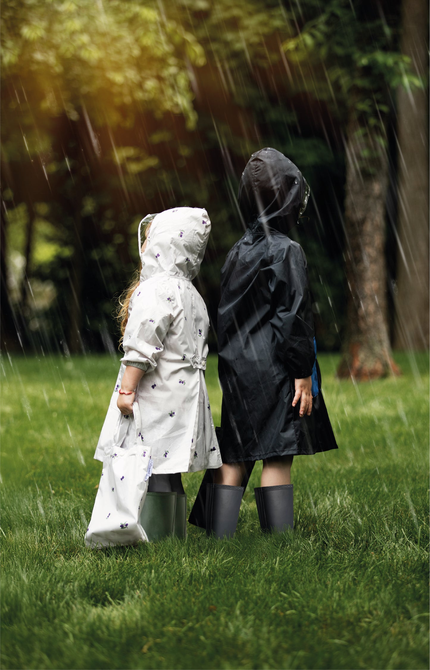 Boys navy solid raincoat